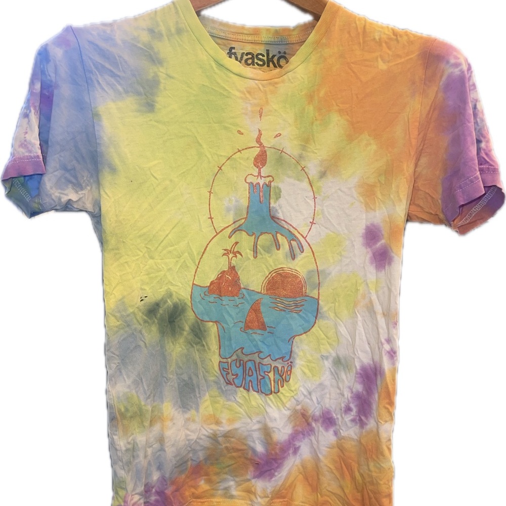 Fyasco Tie Dye Size S Small Skull Candle Island Tee T Shirt Orange Purple Holes